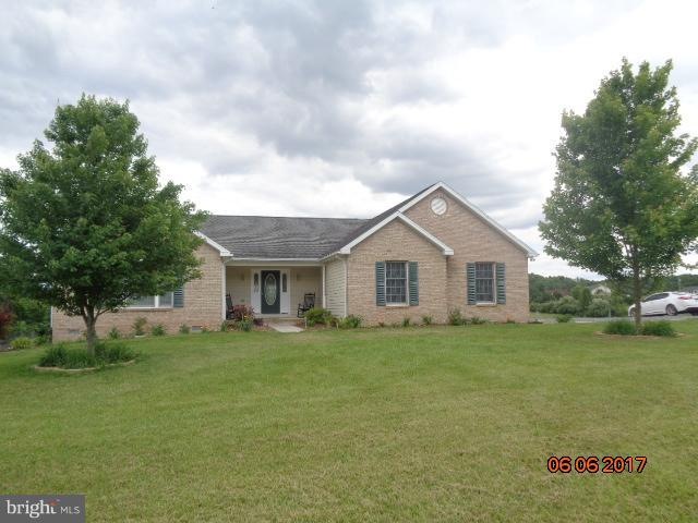 719 Quarry Rd, Bunker Hill, WV 25413 - photo 1