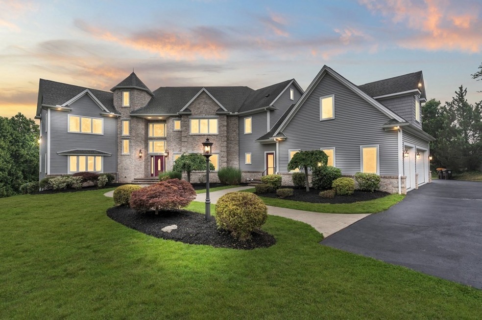 1661 Suffield St, Agawam, MA 01001 - photo 1