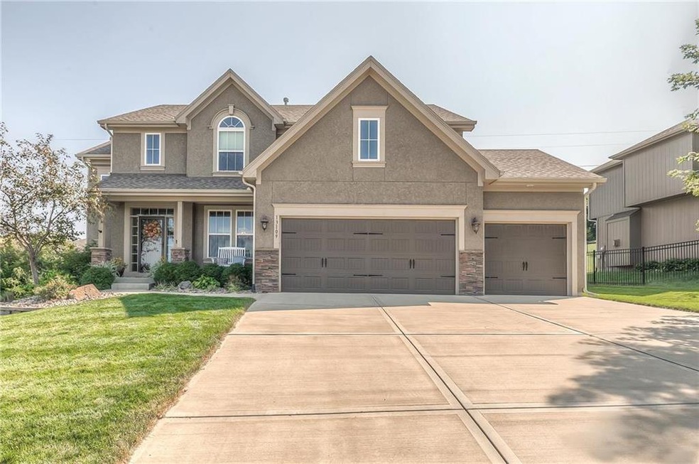 13109 W 54th St, Shawnee, KS 66216 - photo 1