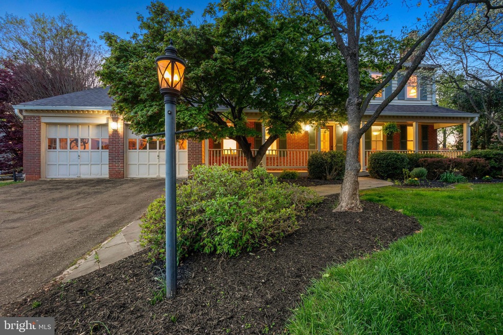 14951 Dufief Dr, North Potomac, MD 20878 - photo 1