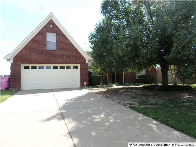 7670 Richmond Cove, Olive Branch, MS 38654 - photo 1