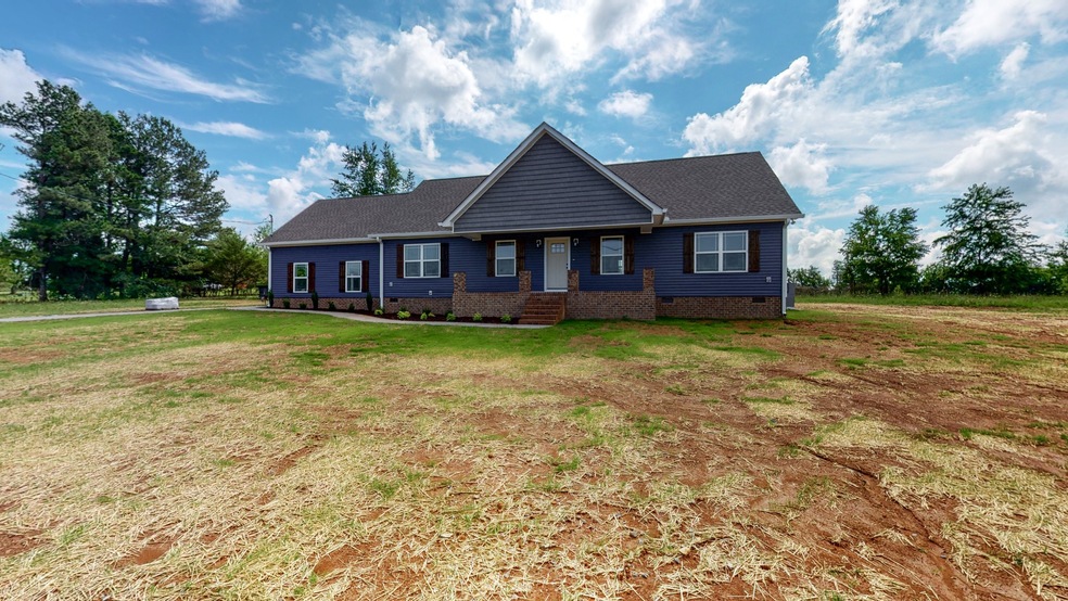 112 Qualls Ln, Shelbyville, TN 37160 - photo 1