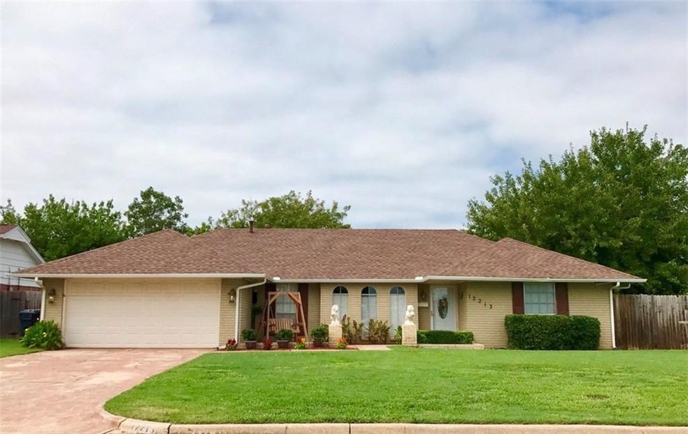 12213 Camelot Dr, Oklahoma City, OK 73120 - photo 1