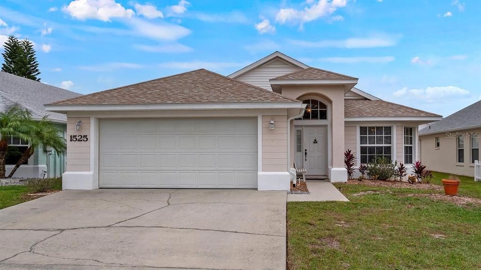 1525 Challenger Ave, Davenport, FL 33897 - photo 1