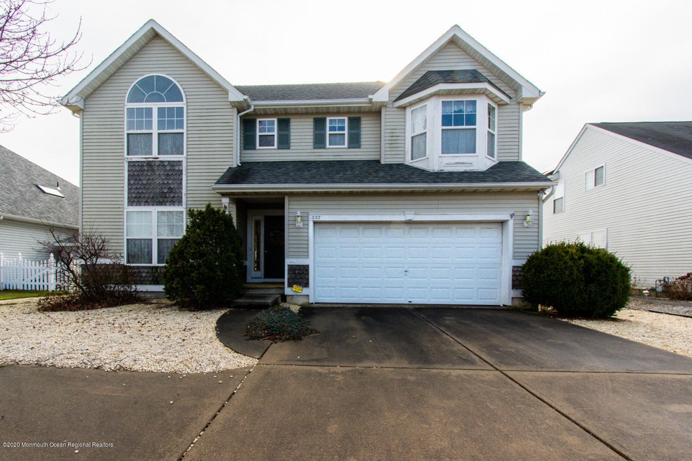 337 Bayview Ave, Bayville, NJ 08721 - photo 1