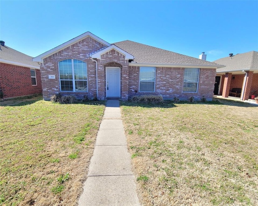 303 Pemberton Dr, Wylie, TX 75098 - photo 1