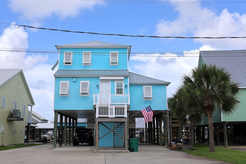 For Sale $1,100,000 • Co-Listing Agent