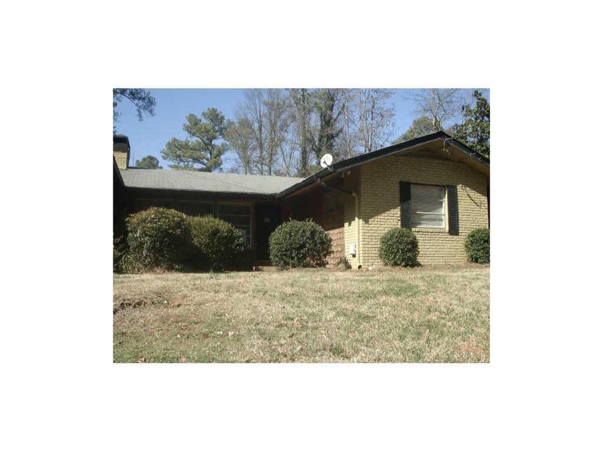 Exterior Front. 438 Carriage Drive