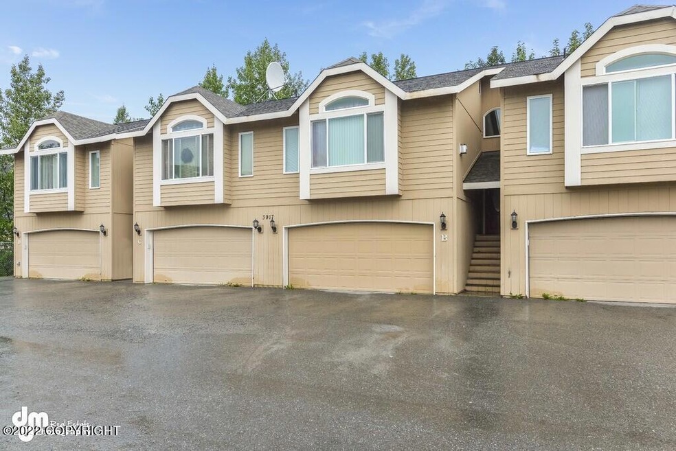 Exterior_6803-SMALL