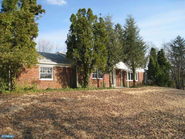 801 S Newton Lake Dr, Collingswood, NJ 08108 - photo 1