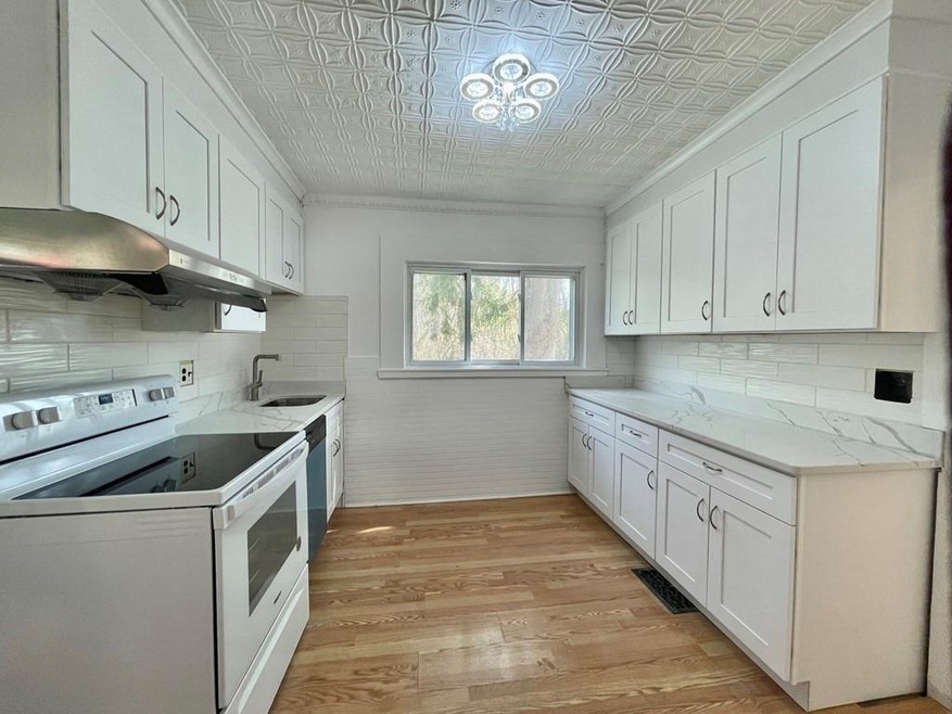 39 Botolph St, Quincy, MA 02171 - photo 1