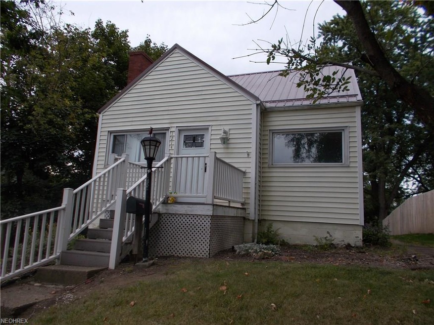 1214 Denman Ave, Coshocton, OH 43812 - photo 1