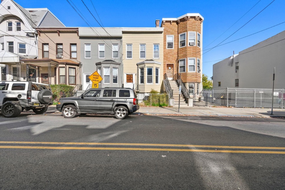 192 Claremont Ave, Jersey City, NJ 07305 - photo 1
