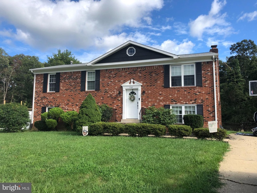 1303 Buchanan Ct, Fort Washington, MD 20744 - photo 1