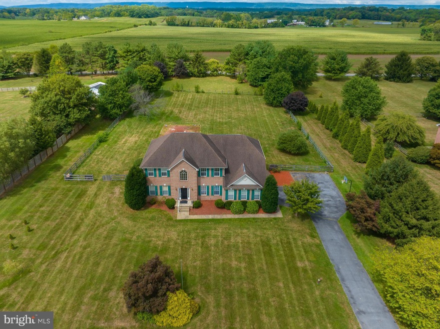 99 Quaint Swan Dale Dr, Martinsburg, WV 25404 - photo 1