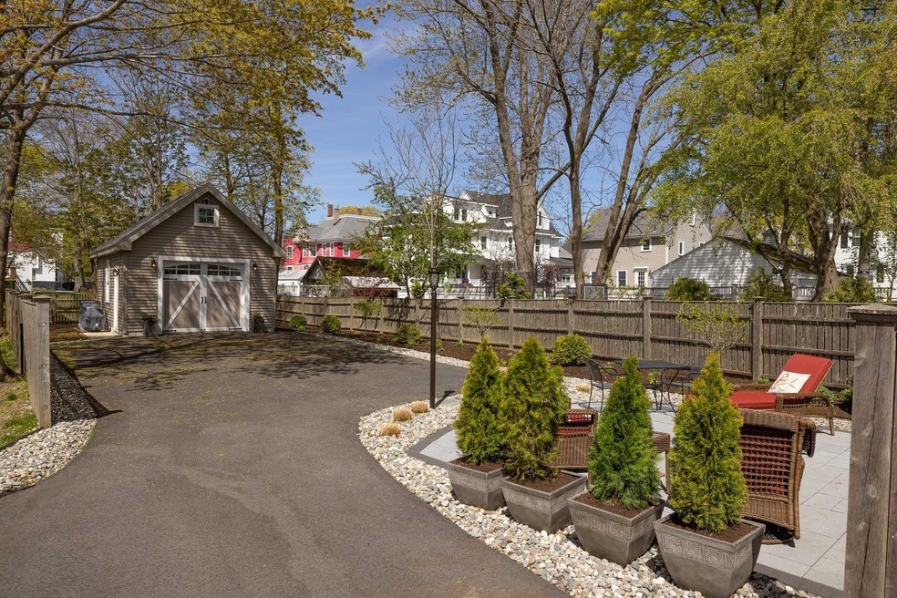 492 Union St, Portsmouth, NH 03801 - photo 1