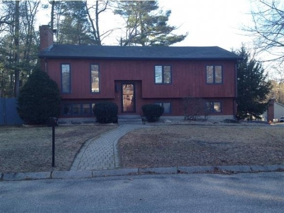 3 Margaret Cir, Nashua, NH 03062 - photo 1