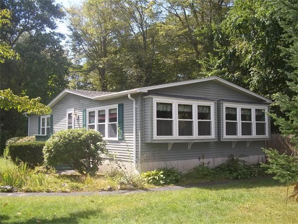 11 Baywood St, Rockland, MA 02370 - photo 1