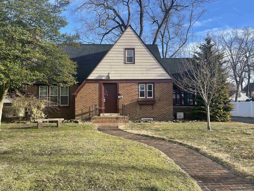 218 Grape St, Hammonton, NJ 08037 - photo 1