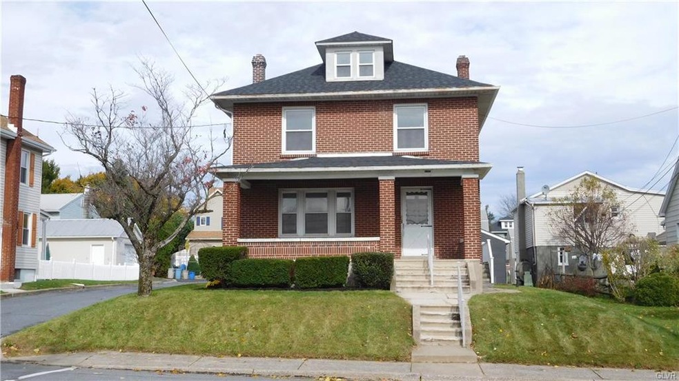 648 Seip Ave, Nazareth, PA 18064 - photo 1