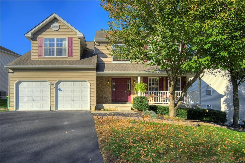 6963 Hearth Ln, Macungie, PA 18062 - photo 1