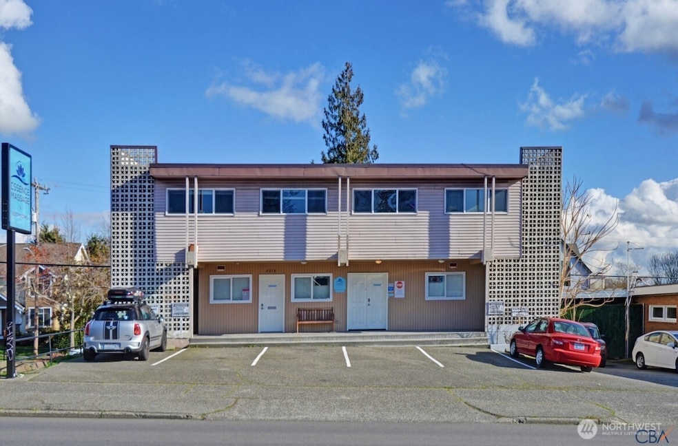 4210 Aurora Ave N, Seattle, WA 98103 - photo 1
