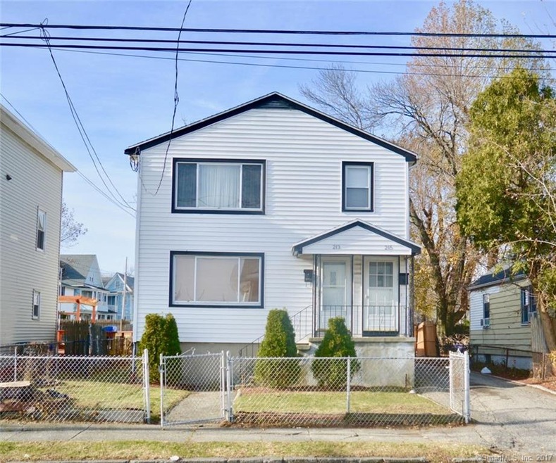 213 Wilmot Ave, Bridgeport, CT 06607 - photo 1