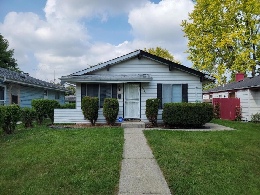 5925 N 74th Front Ext