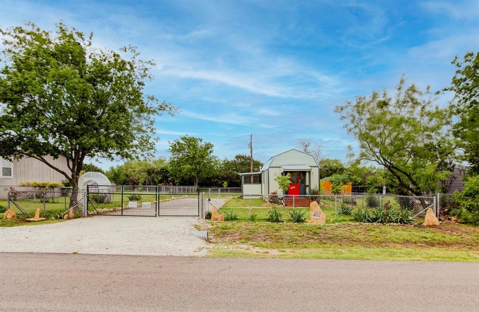 402 Lois Cir, Granbury, TX 76049 - photo 1
