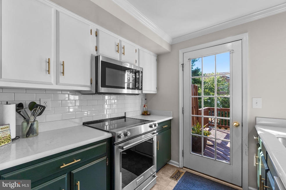 Under Contract $408,000