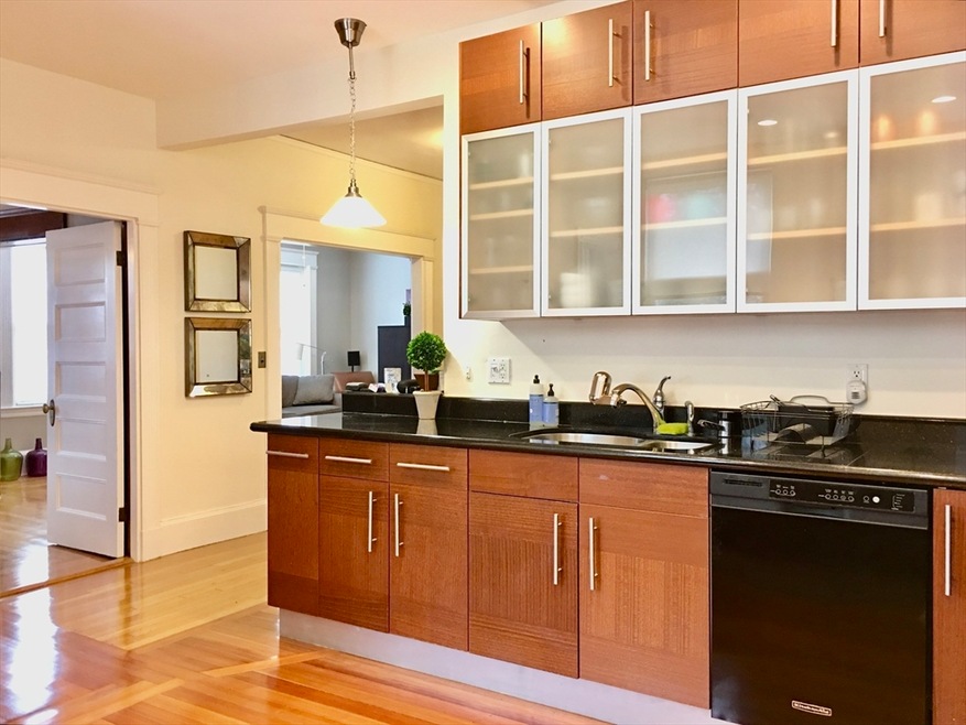 6 Thayer St unit 2, Brookline, MA 02445 - photo 1