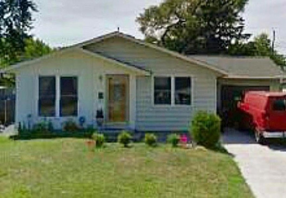 2065 Shawbury Ct W, Columbus, OH 43229 - photo 1