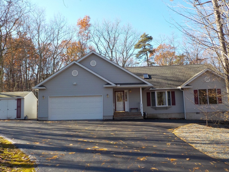 202 Canoe Brook Dr, Hawley, PA 18428 - photo 1