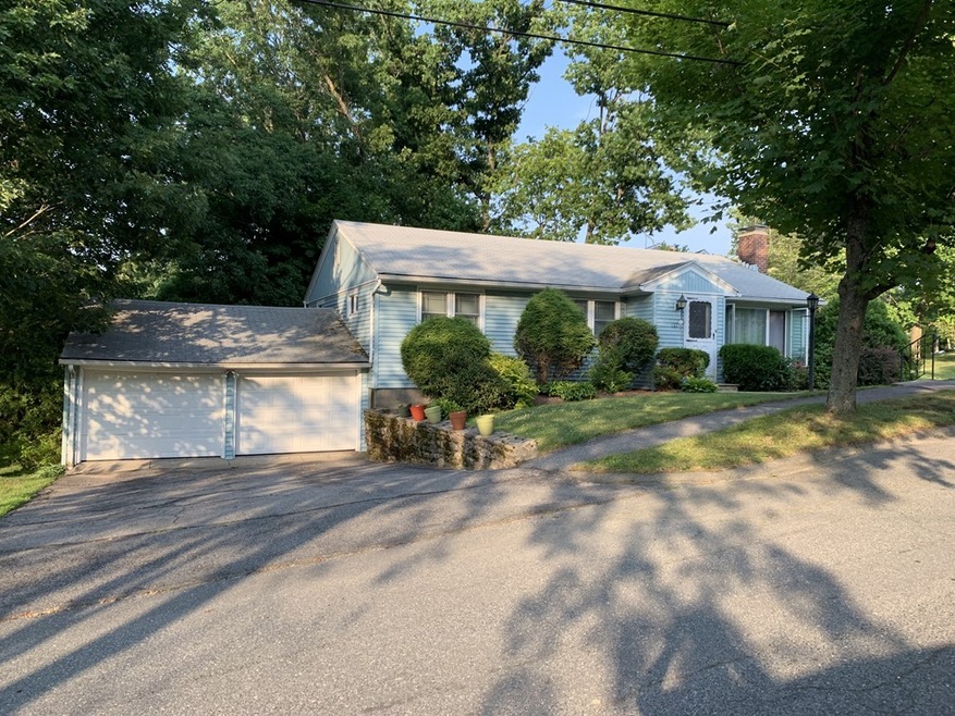 127 Longmeadow Ave, Worcester, MA 01605 - photo 1