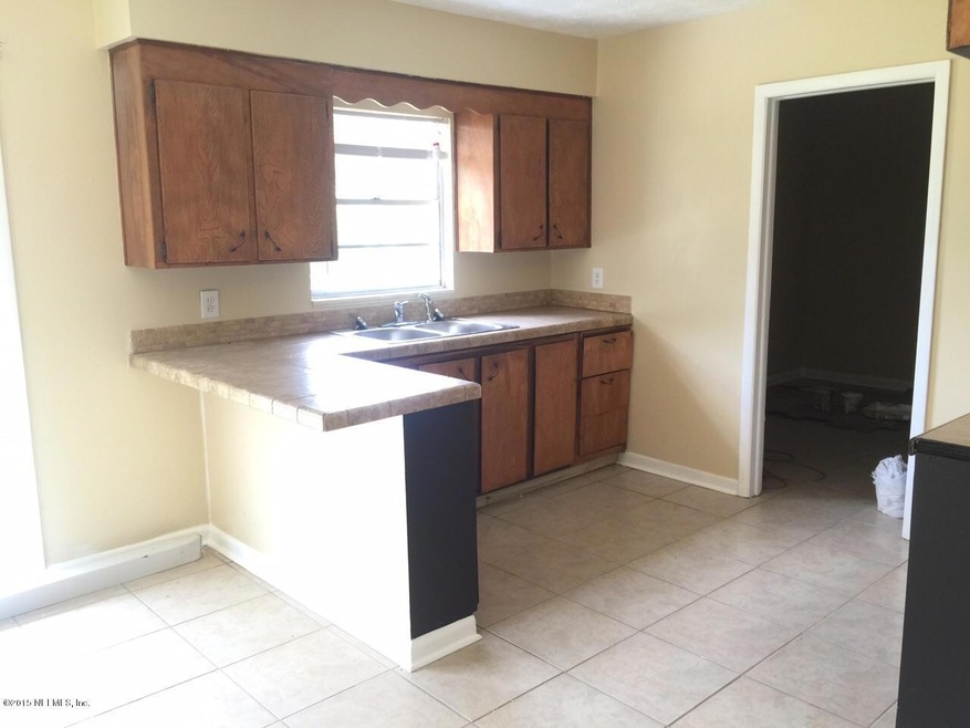 7218 Zapata Dr, Jacksonville, FL 32210 - photo 1