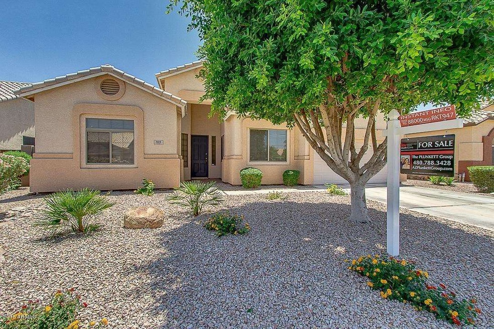00- 905 W Laurel_AZPLUNKETTGROUP
