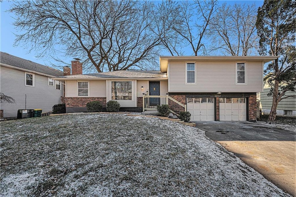 12727 W 100th St, Lenexa, KS 66215 - photo 1