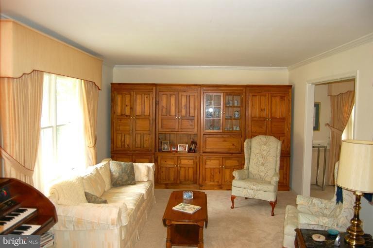 12 Tyburn Ct, Lutherville Timonium, MD 21093 - photo 1