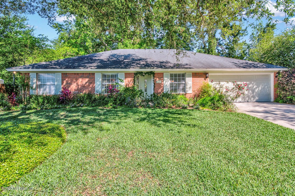 10928 COPPER HILL SMALL-29