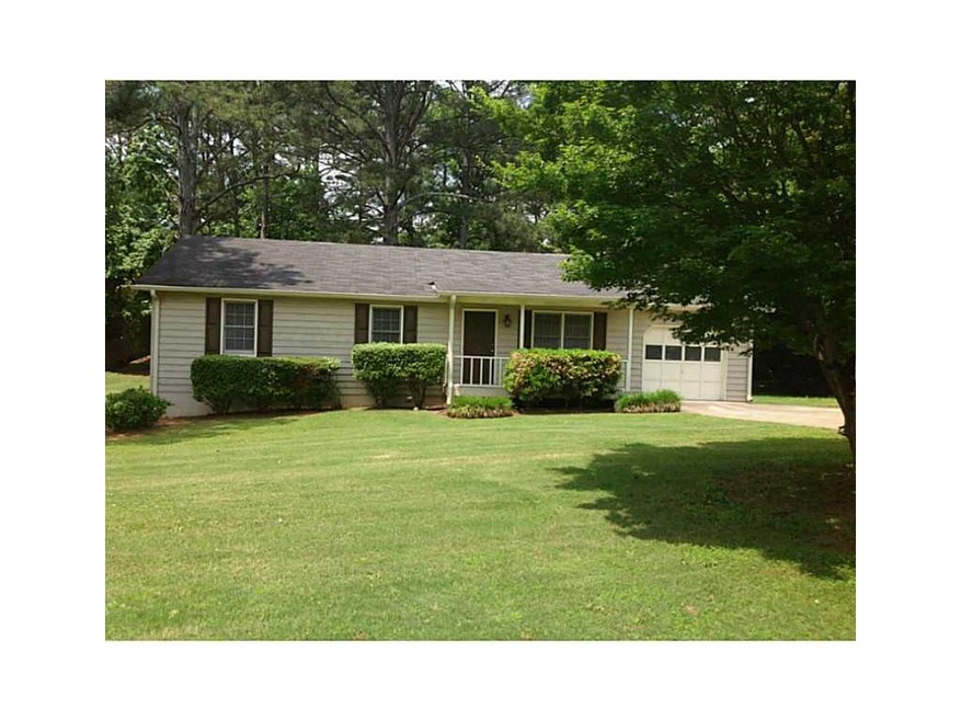 Exterior Front. Stepless ranch in West Cobb County