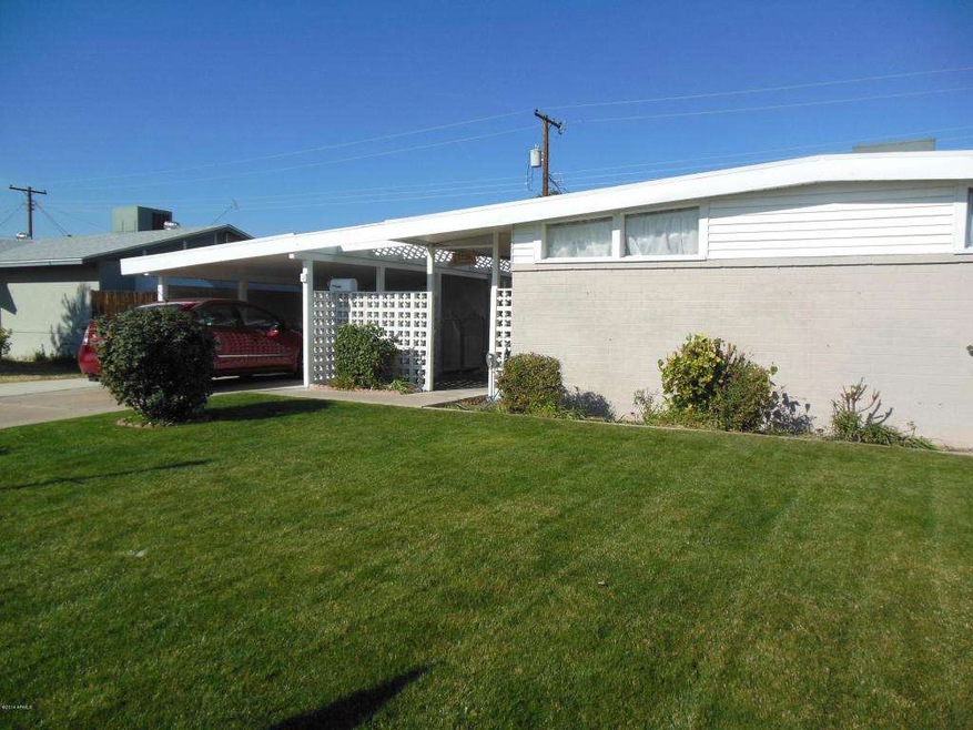 2226 E. Bramble