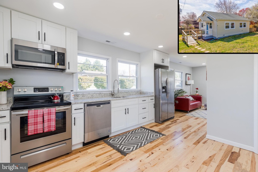 5 Center Section Ct, Middle River, MD 21220 - photo 1