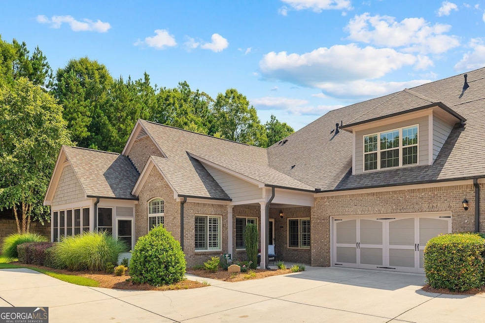 Beautiful Westminster SUPERMASTER home. Situated off a private cul-de-sac and in the rear of the quad for maximum privacy. Exterior of home is maintained by the Condo Association.
