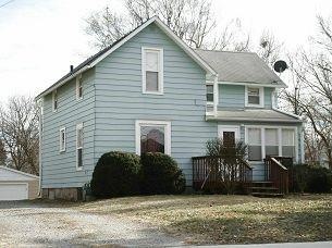 222 E 8th St S, Newton, IA 50208 - photo 1