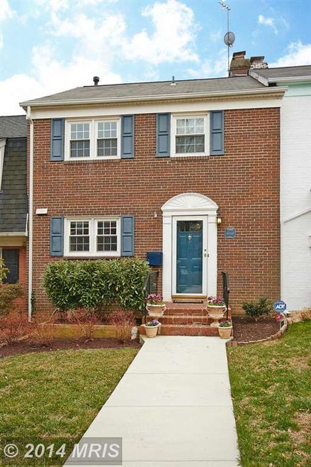 6048 Hardwick Place, Falls Church, VA 22041 - photo 1