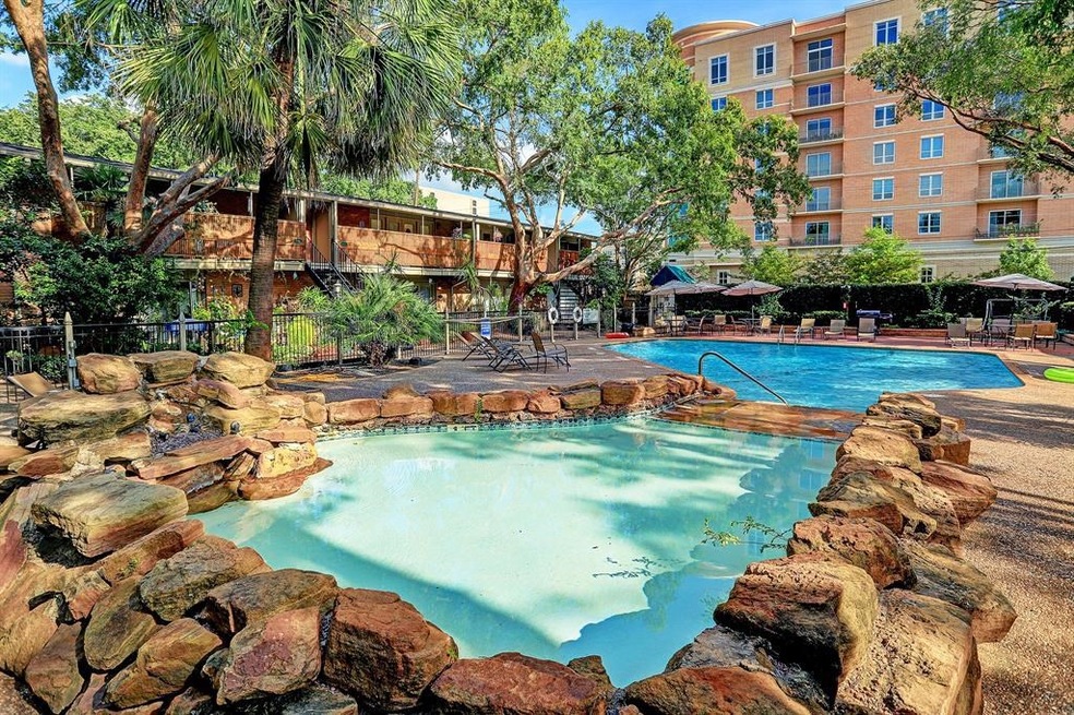 3930 W Alabama St unit 3, Houston, TX 77027 - photo 1