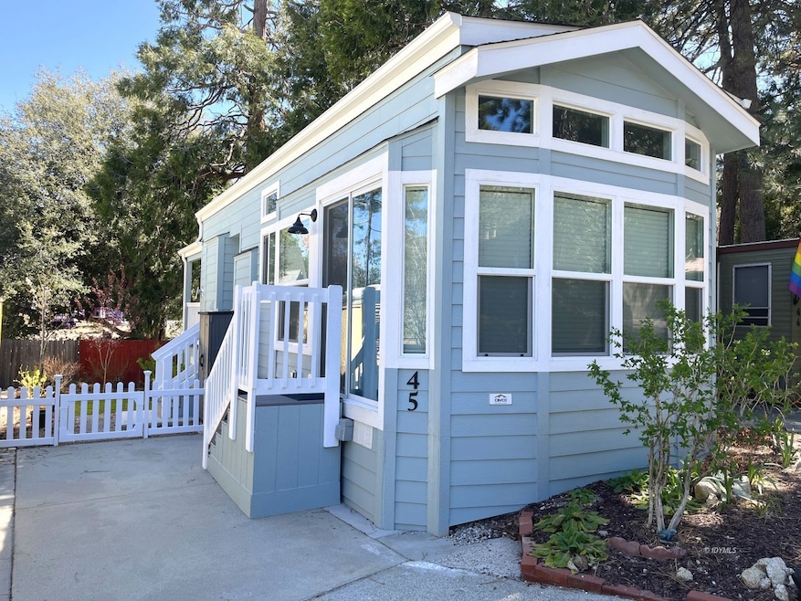 For Sale $269,900 • Co-Listing Agent