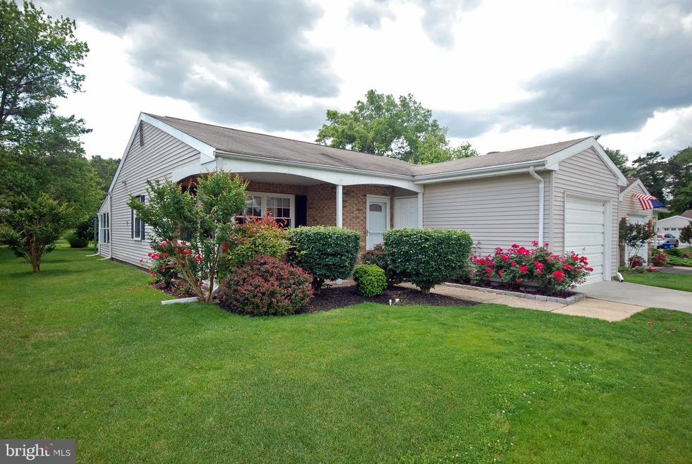 23 Thornbury Place, Southampton, NJ 08088 - photo 1