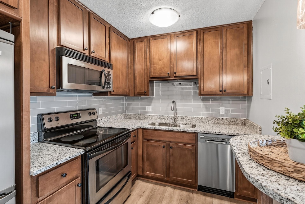 3729 Snelling Ave unit 308, Minneapolis, MN 55406 - photo 1