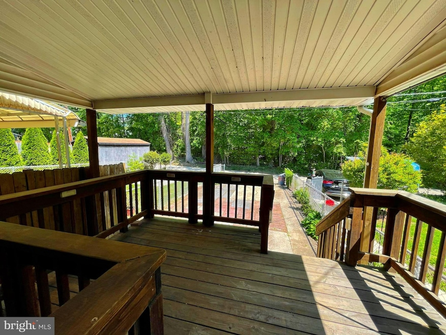 1810 Trenleigh Rd, Parkville, MD 21234 - photo 1